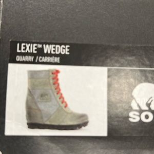 Lexie wedge size 8.5 quarry